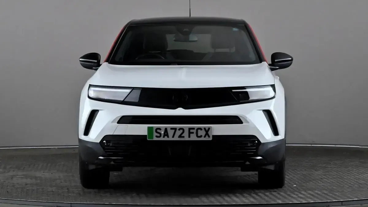 Begagnad Vauxhall Mokka 100 kW (136 HK) 2022 Vit SUV