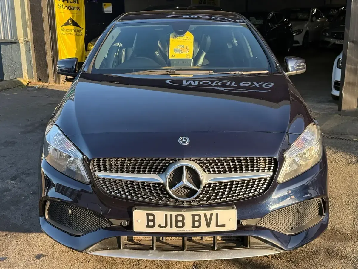 Used Mercedes A180 AMG line 109 HP (80 kW) 2018 Blue Hatchback