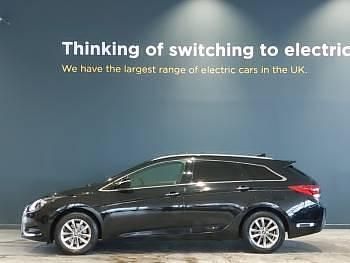 Used Hyundai i40 SE 141 HP (103 kW) 2017 Black Estate