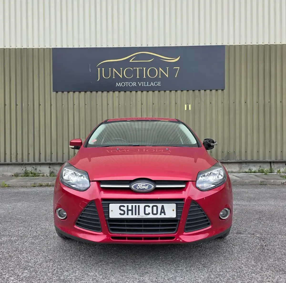 Used Ford Focus Zetec 2011 Red Hatchback