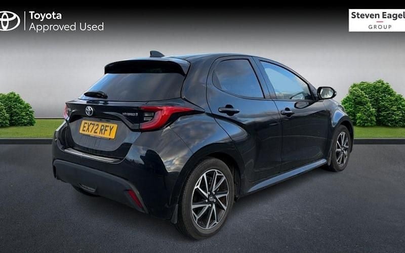 Used Toyota Yaris Hybrid Design 116 HP (85 kW) 2025 Hatchback