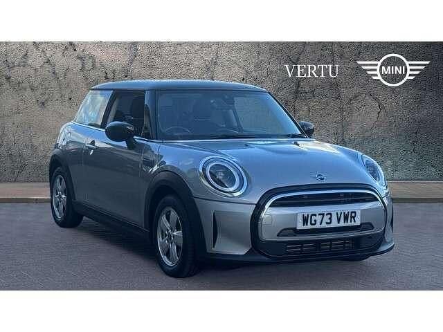 Silver Used 2024 Mini Cooper Classic Hatchback | £21,294 (Fair price) - Image 1/4