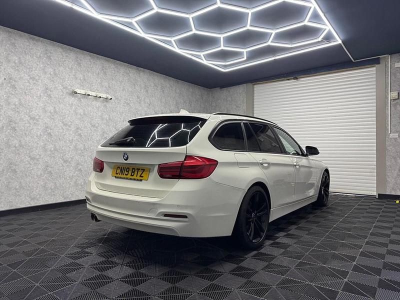 Used BMW 330 M Sport 2019 White Estate