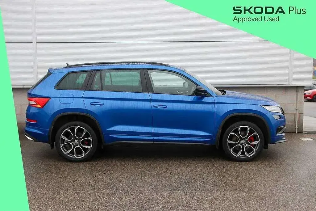 Used Skoda Kodiaq vRS 236 HP (173 kW) 2020 Race blue metallic SUV