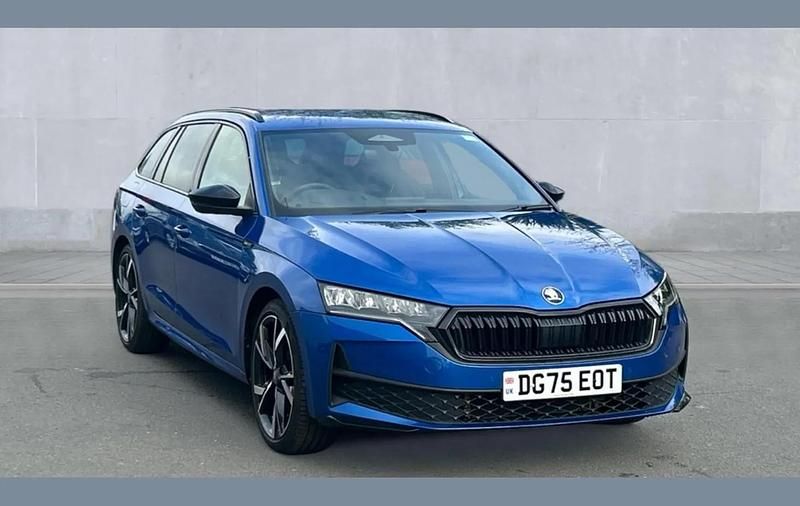 Used Skoda Octavia SportLine 147 HP (108 kW) 2025 Blue Estate