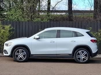 Used Mercedes GLA200 Executive 163 HP (119 kW) 2023 White SUV