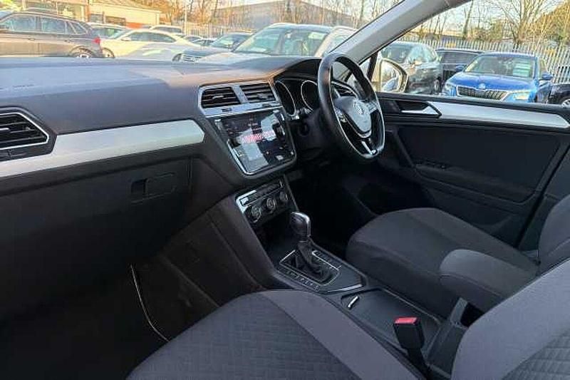 Used VW Tiguan Match 150 HP (110 kW) 2019 Silver SUV