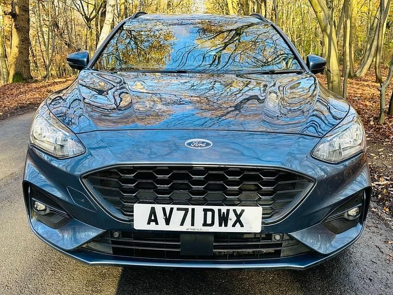 Used Ford Focus ST-Line 2021 Blue Estate
