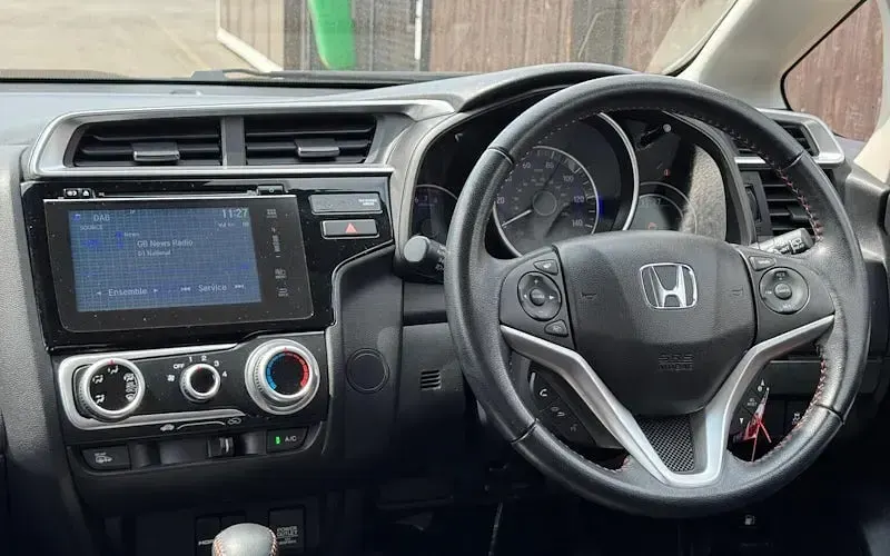 Used Honda Jazz Sport 131 HP (96 kW) 2018 White Hatchback