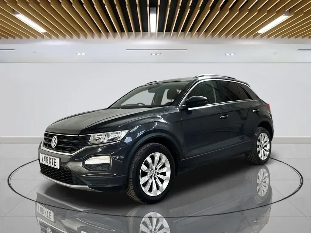 Usado VW T-Roc SE 115 HP (84 kW) 2018 Cinzento SUV