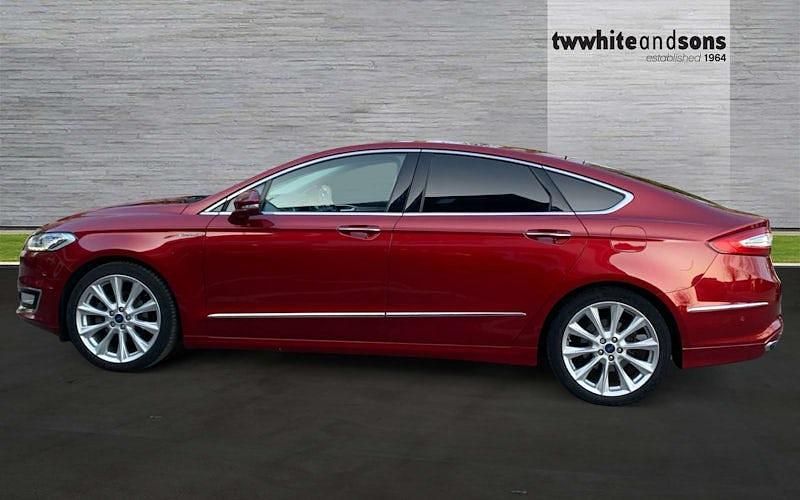 Used Ford Mondeo Vignale 241 HP (177 kW) 2018 Hatchback