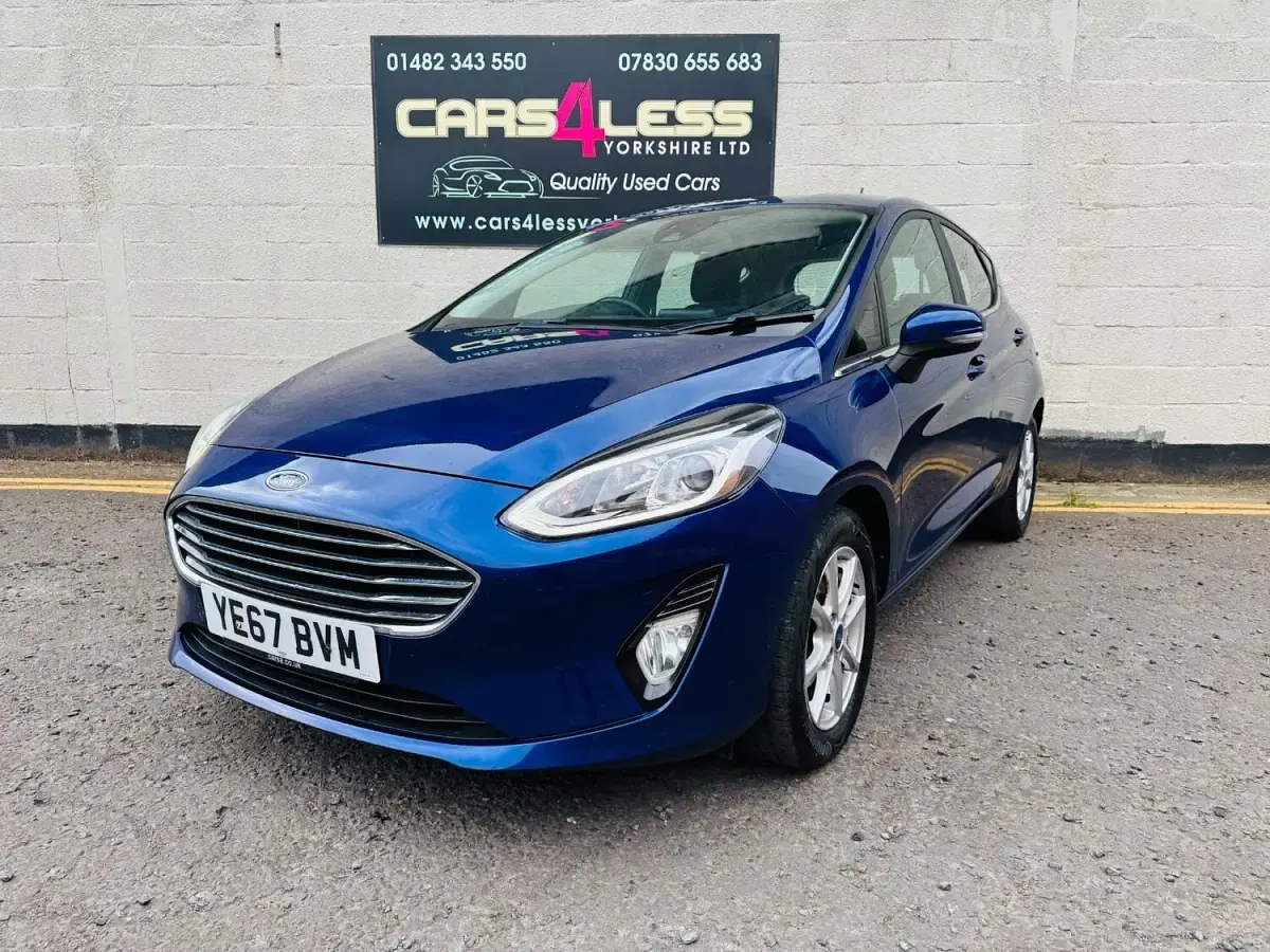 Used Ford Fiesta Zetec 85 HP (62 kW) 2018 Blue Hatchback