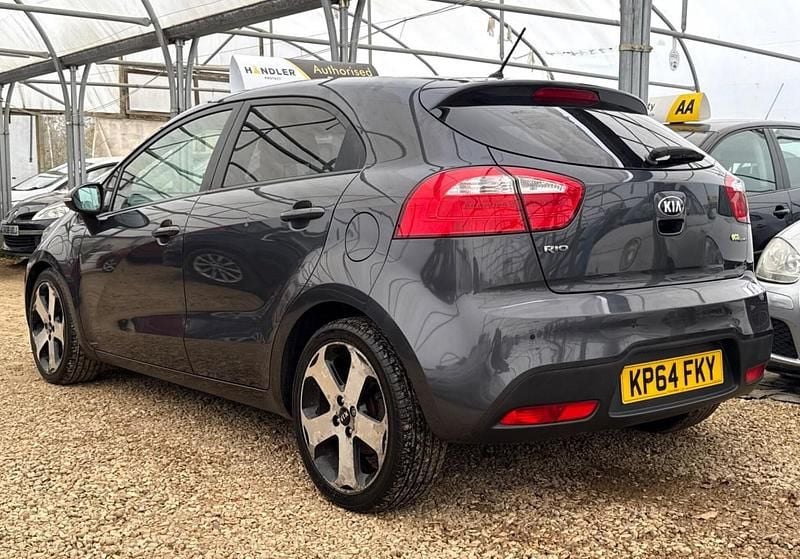 Used Kia Rio 90 HP (66 kW) 2014 Grey Hatchback