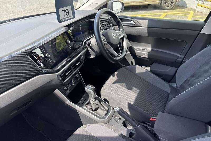 Image 2/4