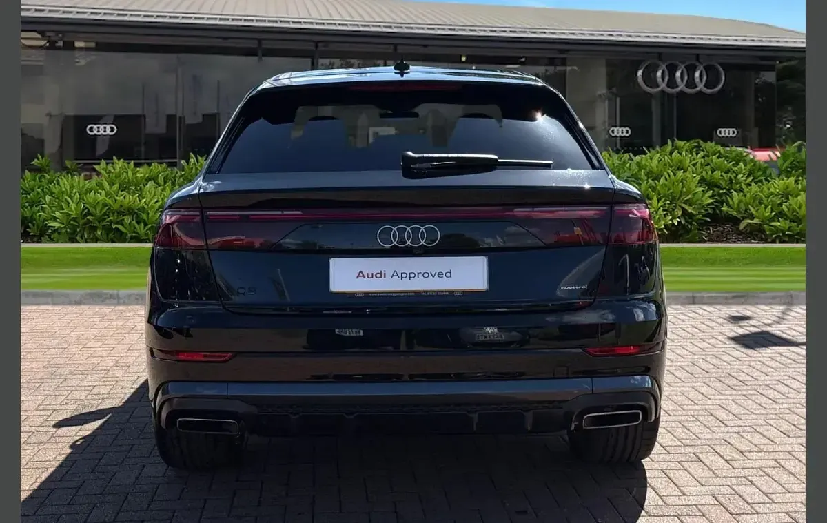 New Audi Q8 S-Line 286 HP (210 kW) 2026 Black SUV