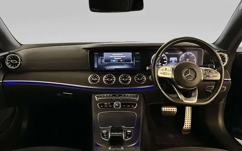 Used Mercedes E220 AMG line 194 HP (142 kW) 2020 Blue Coupe