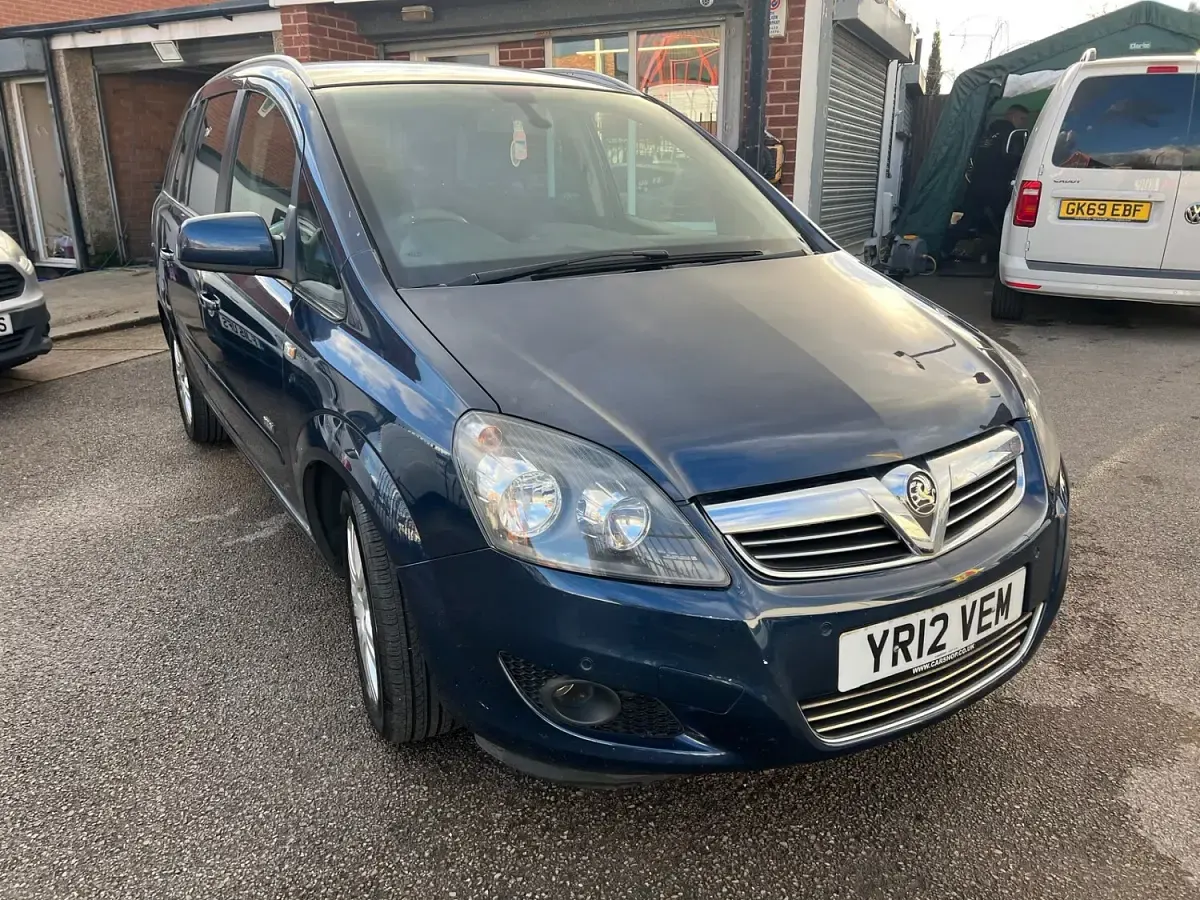 Used Vauxhall Zafira Design Edition 2012 Blue MPV
