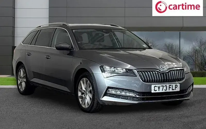 Used Skoda Superb SE Technology 218 HP (160 kW) 2023 Estate