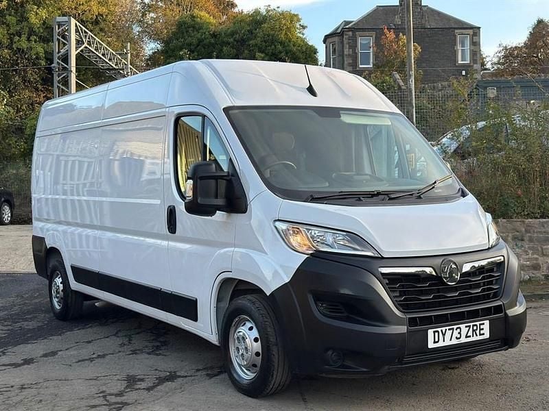 White Used 2023 Vauxhall Movano Van | £16,790 (Fair price) - Image 1/3