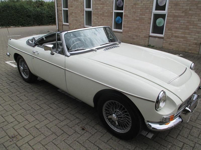 White Used 1968 MG C | £17,991 - Image 1/4