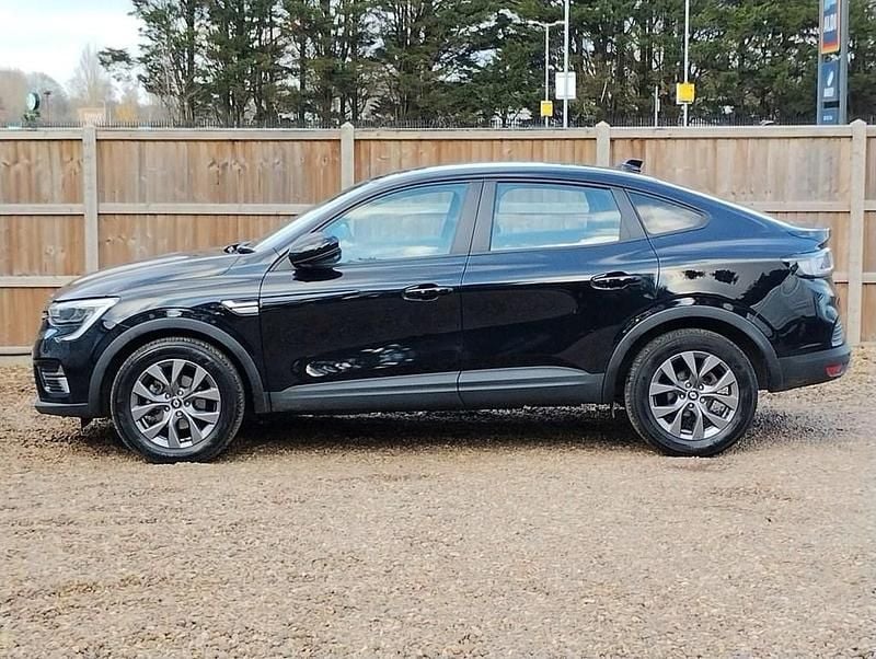 Used Renault Arkana Evolution 145 HP (106 kW) 2024 Black SUV