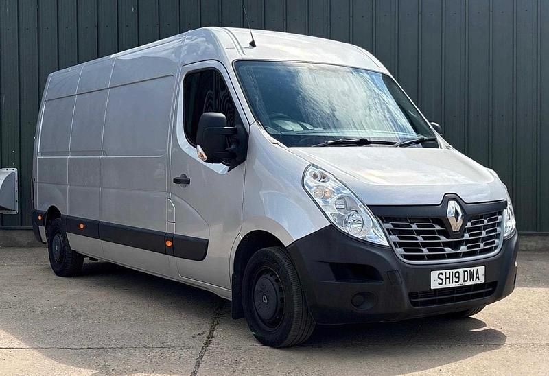 Grey Used 2019 Renault Master Business Van | £11,994 (Fair price) - Image 1/4