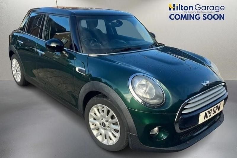 Used 2015 Mini Cooper D Hatchback | £9,600 (Fair price) - Image 1/1