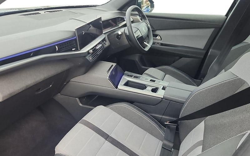 Used Vauxhall Grandland X GSe 136 HP (100 kW) 2024 Black SUV