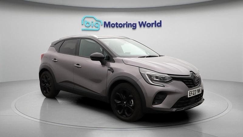 Grey Used 2022 Renault Captur Rive Gauche SUV | £15,888 (Fair price) - Image 1/4