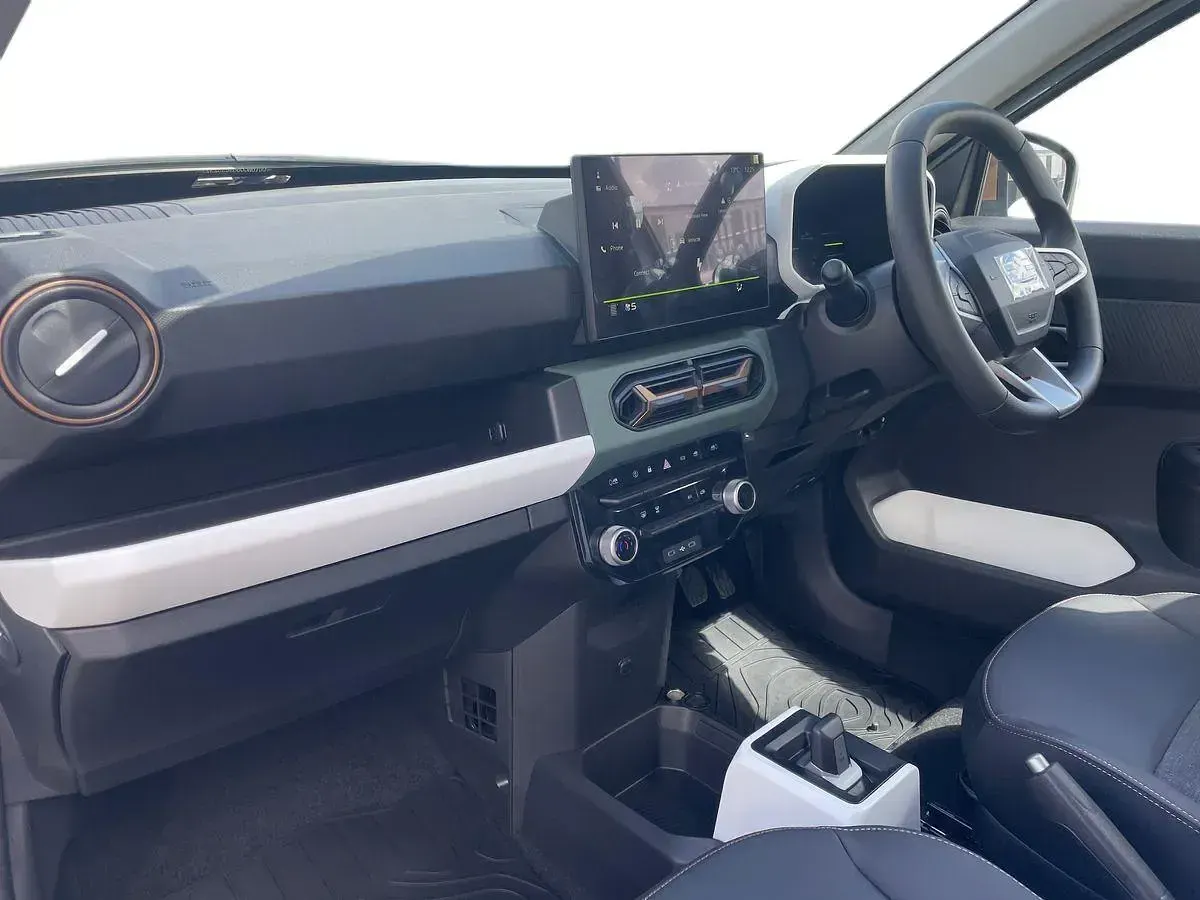 New Dacia Spring Extreme 75 kW (102 HP) 2026 Grey Hatchback