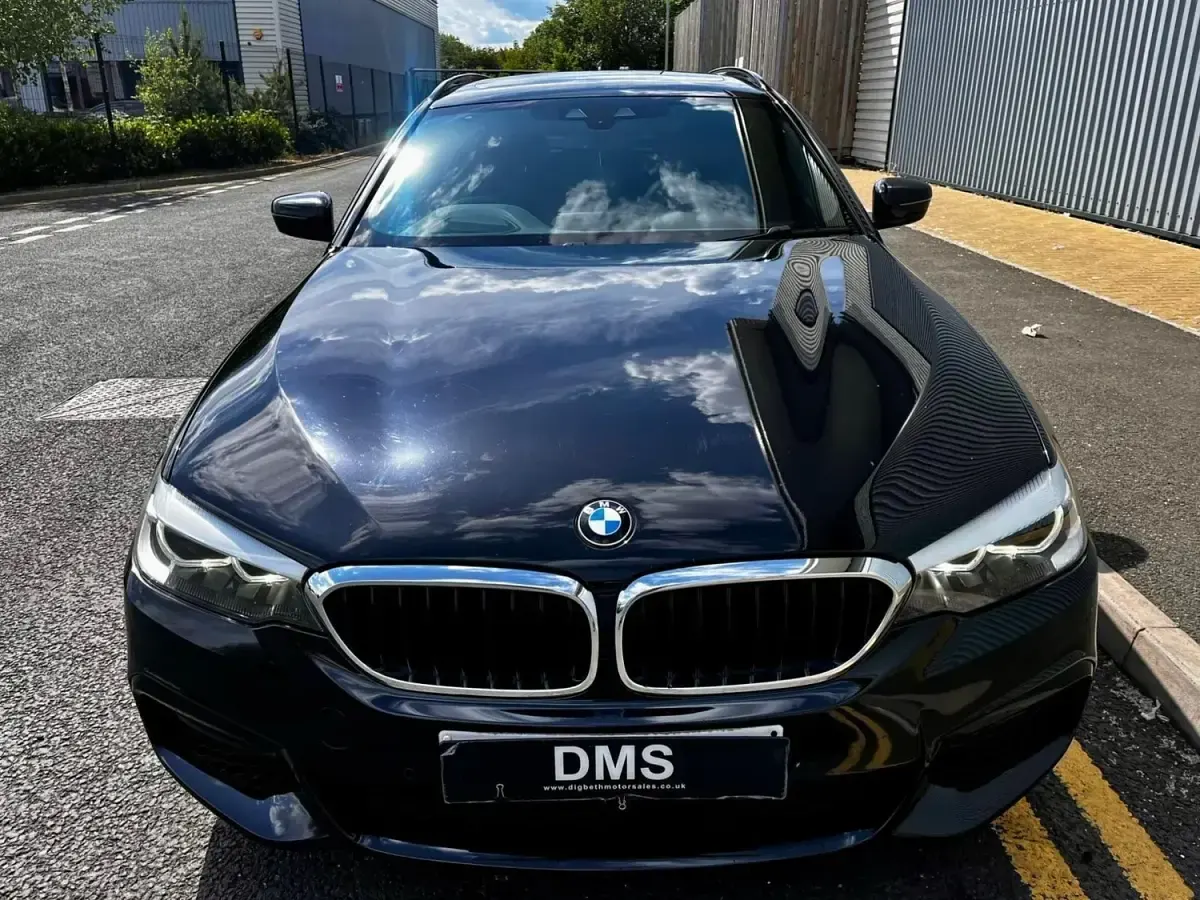 Used BMW 520 M Sport 188 HP (138 kW) 2017 Black Estate