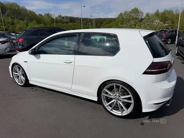 Used VW Golf VII R 300 HP (220 kW) 2015 White Hatchback