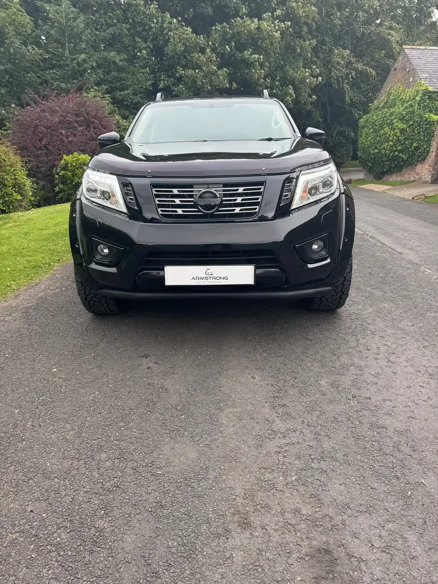 Used Nissan Navara Tekna 2018 Black Pickup
