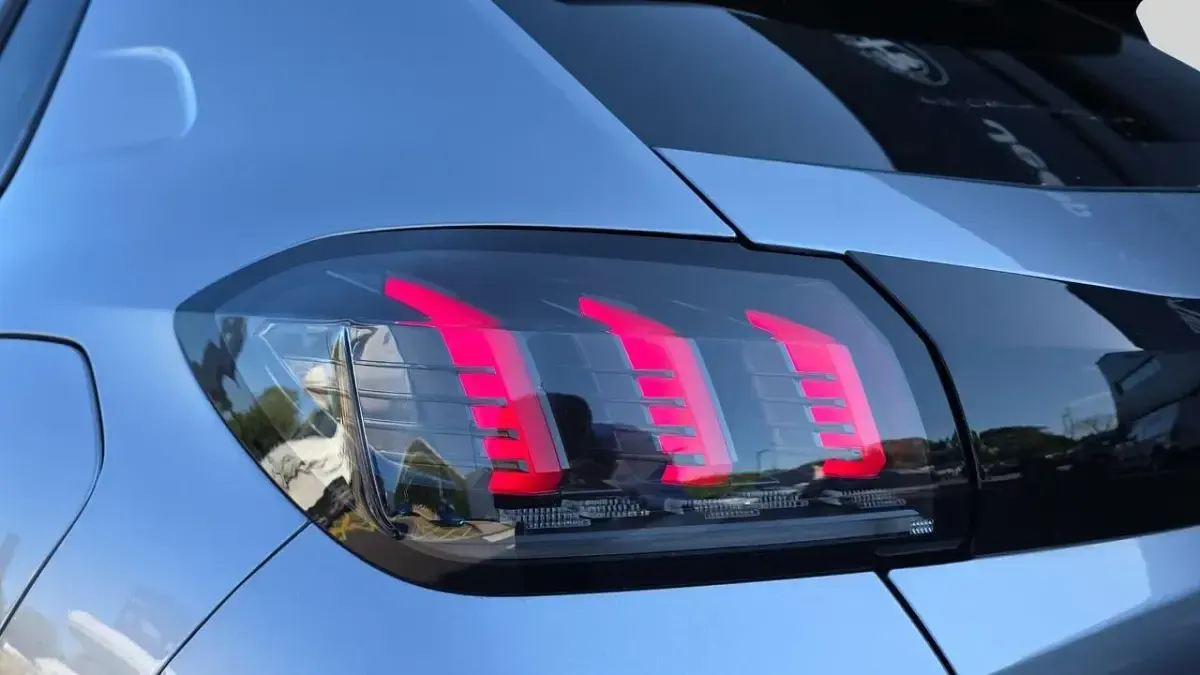 Used Peugeot 208 Allure+ 99 HP (72 kW) 2023 Grey Hatchback