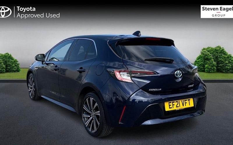 Used Toyota Corolla Design 122 HP (89 kW) 2022 Hatchback