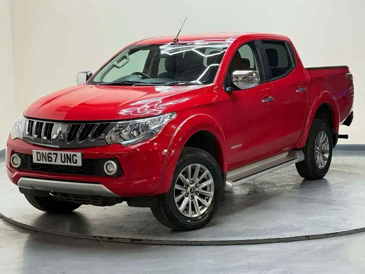 Used Mitsubishi L200 Warrior 2017 Red Pickup