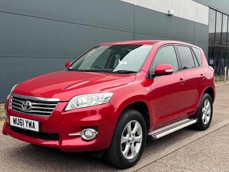 Used Toyota RAV4 150 HP (110 kW) 2011 Red SUV