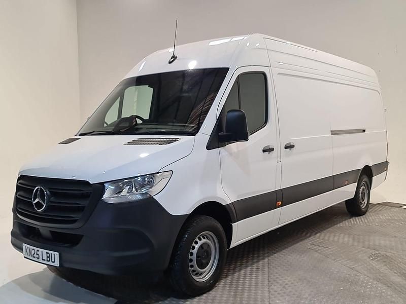 Used Mercedes Sprinter 150 HP (110 kW) 2025 White Van