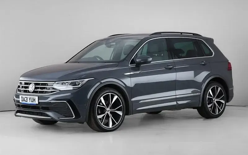 Used VW Tiguan R-line 150 HP (110 kW) 2023 SUV