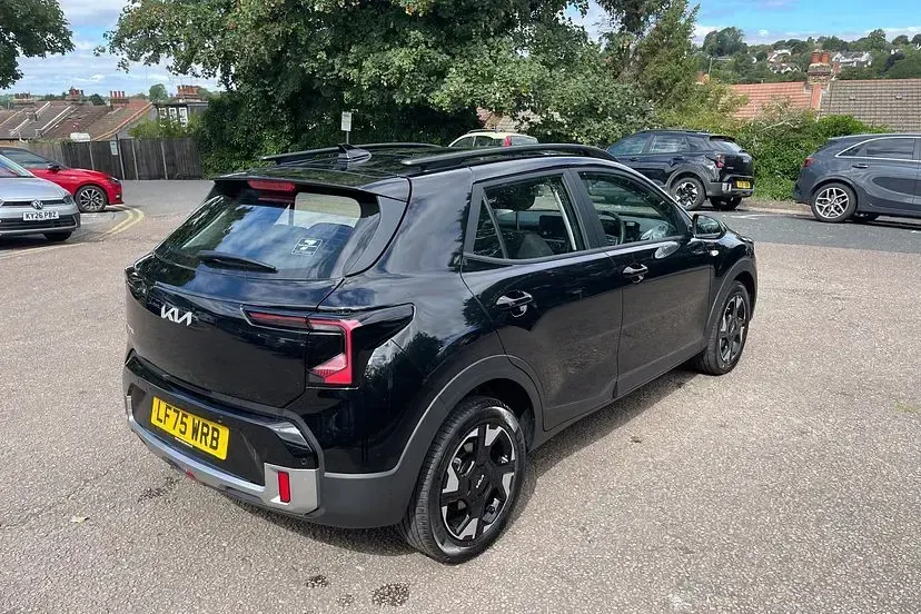 New Kia Stonic 98 HP (72 kW) 2026 Black SUV