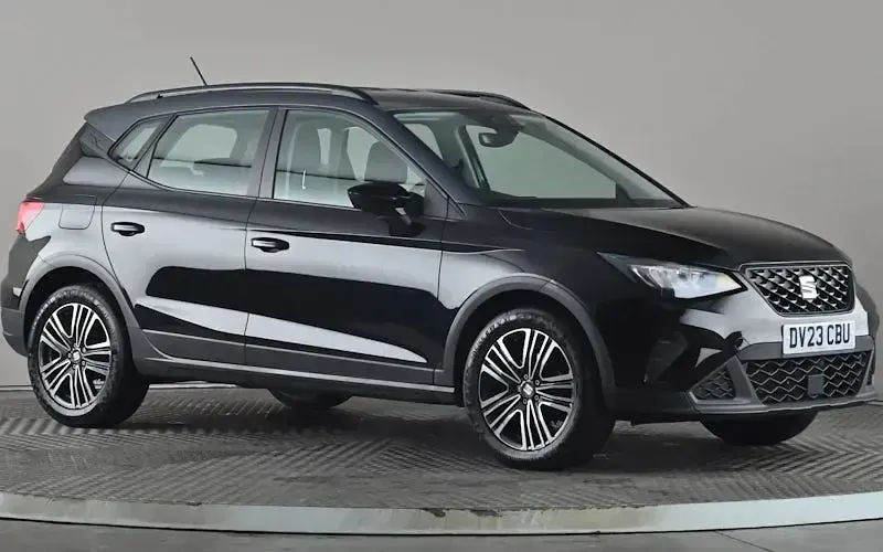 Begagnad Seat Arona SE Technology 110 HK (80 kW) 2023 SUV