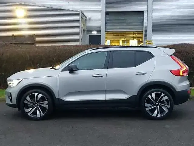 Used Volvo XC40 Ultra 194 HP (142 kW) 2025 SUV