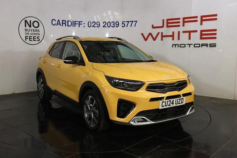 Used Kia Stonic GT-Line 100 HP (73 kW) 2024 Yellow SUV