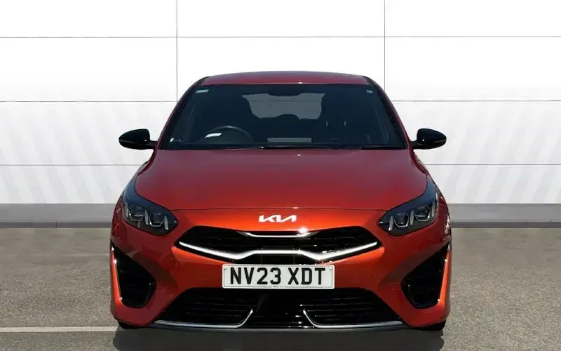 Used Kia Ceed GT-Line 160 HP (117 kW) 2023 Orange Hatchback