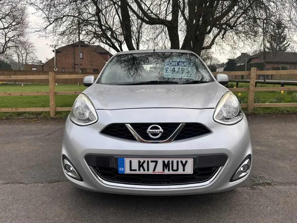 Begagnad Nissan Micra Acenta 80 HK (58 kW) 2017 Silver Halvkombi