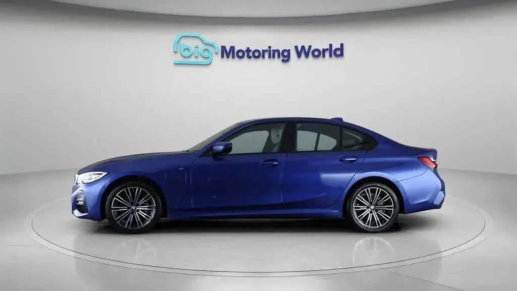 Used BMW 330e M Sport 292 HP (214 kW) 2019 Blue Sedan