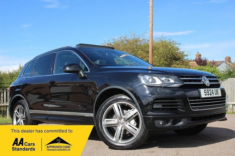 Black Used 2011 VW Touareg SUV | £5,990 - Image 1/3