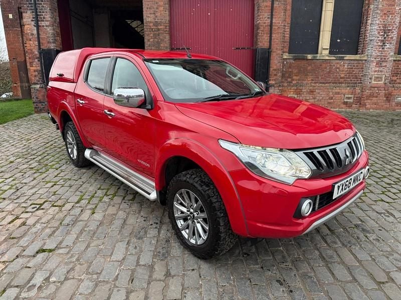 Red Used 2018 Mitsubishi L200 Warrior Pickup | £12,000 (Expensive) - Image 1/4