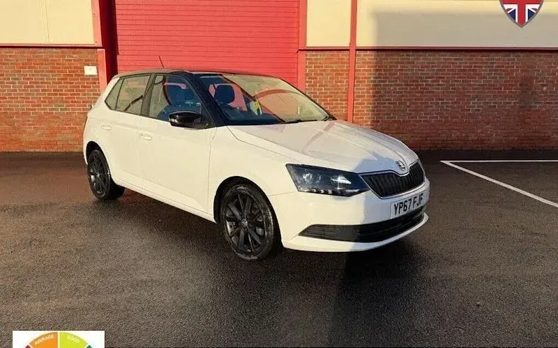 Usado Skoda Fabia Colour Edition 95 HP (69 kW) 2018 Citadino