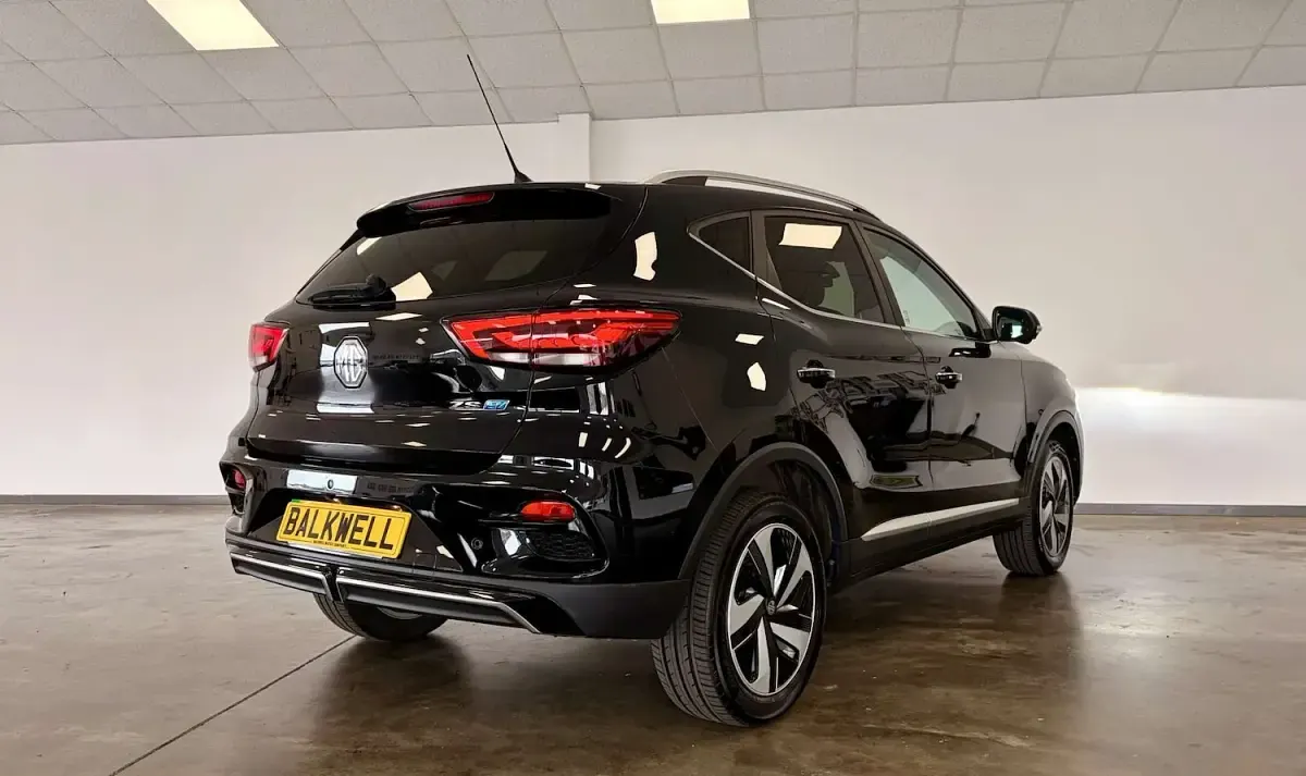 Used MG ZS Trophy 130 kW (177 HP) 2023 Black SUV